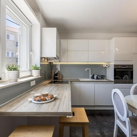Central Park Apartment With Terrace Split Eksteriør bilde
