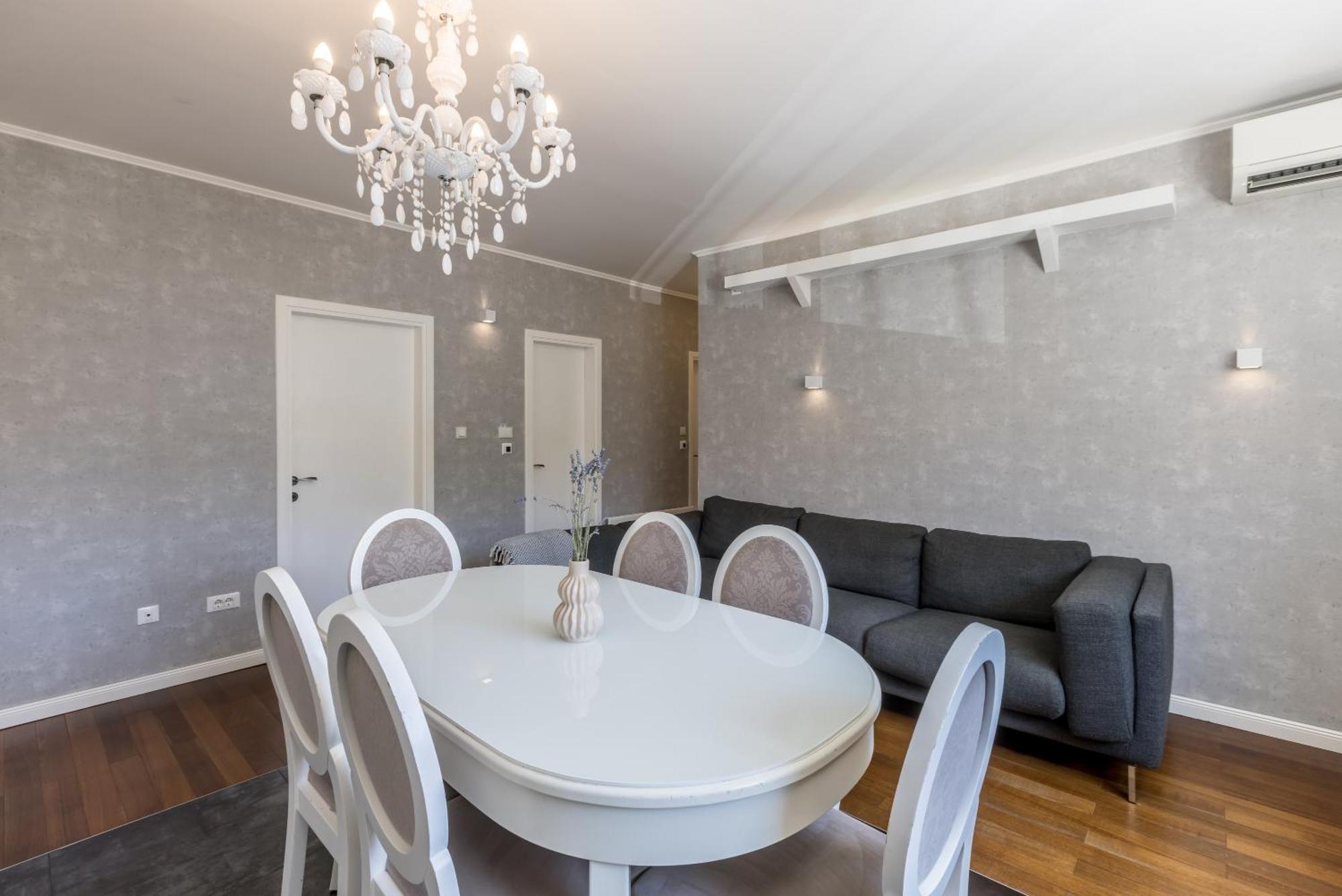 Central Park Apartment With Terrace Split Eksteriør bilde
